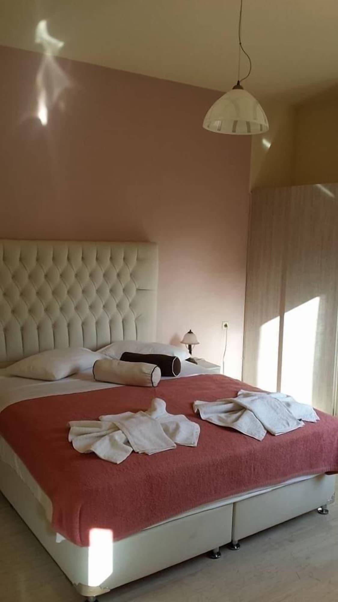 Labyrinth Hotel Georgioupoli Buitenkant foto