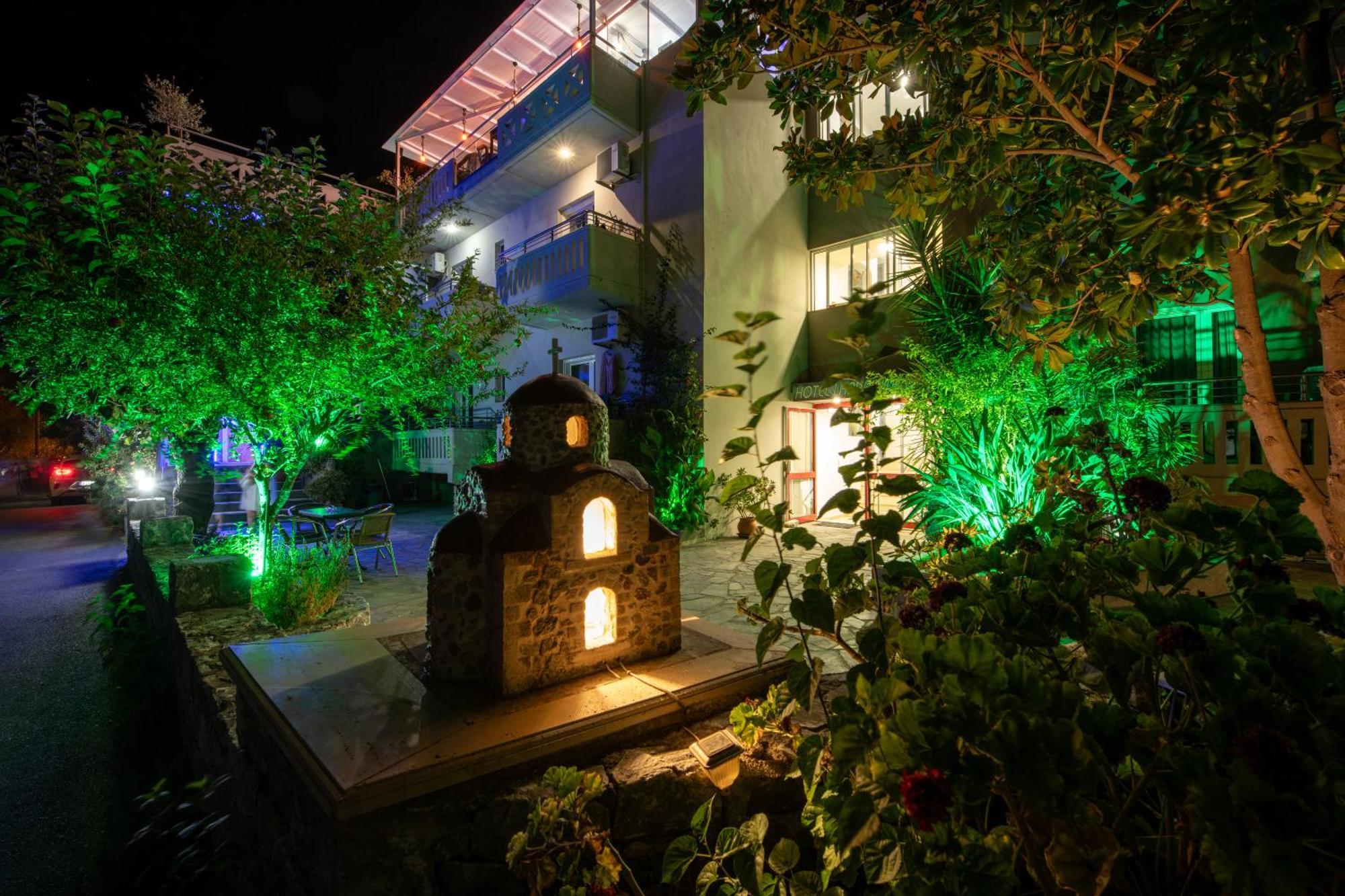 Labyrinth Hotel Georgioupoli Buitenkant foto