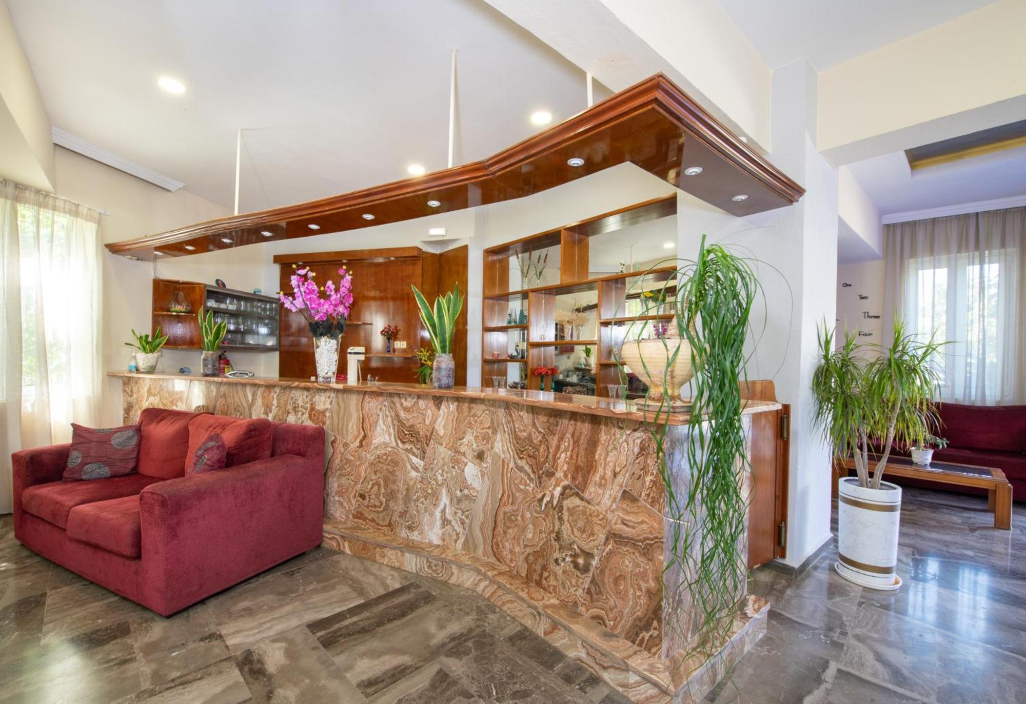 Labyrinth Hotel Georgioupoli Buitenkant foto