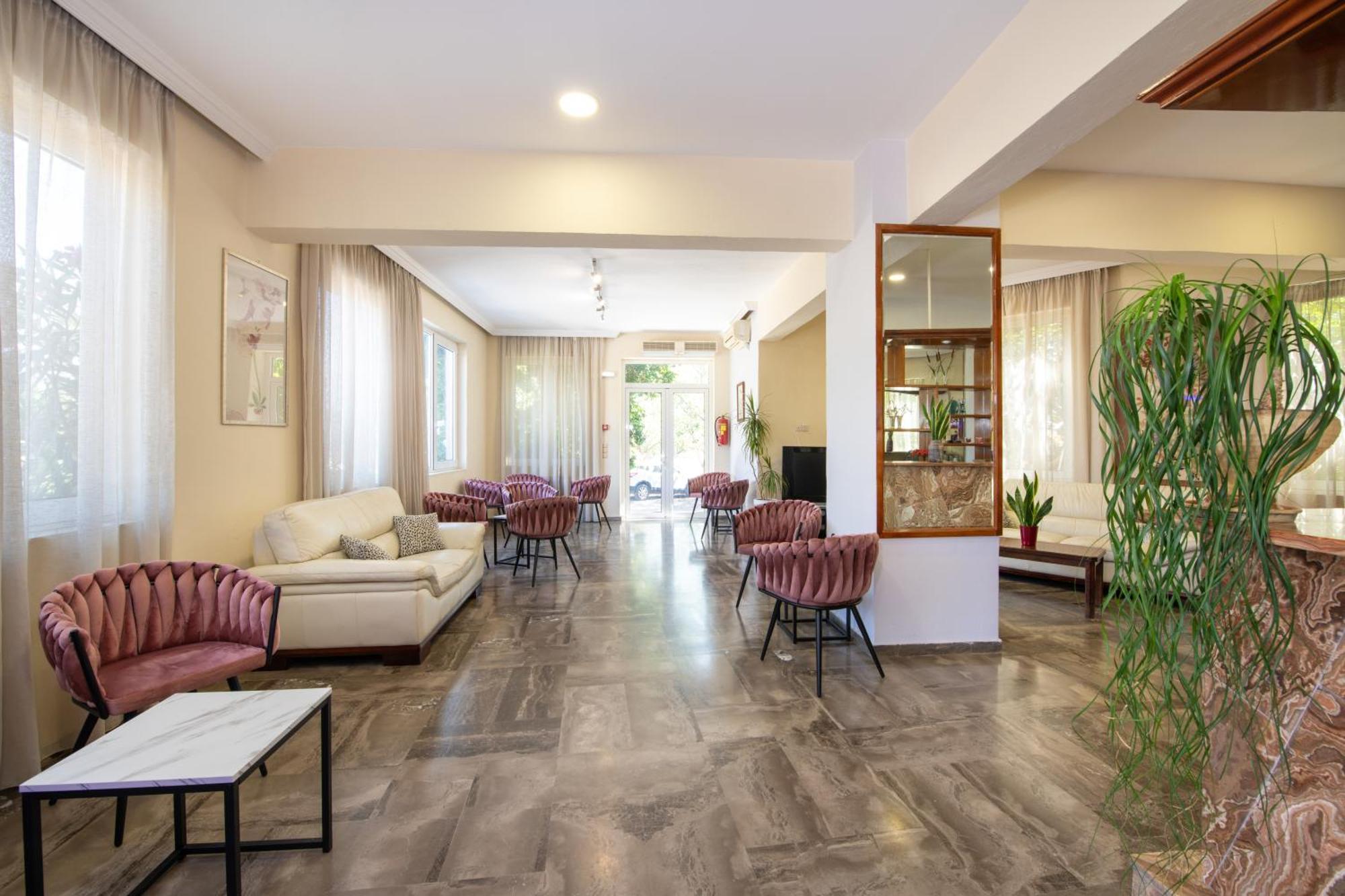 Labyrinth Hotel Georgioupoli Buitenkant foto