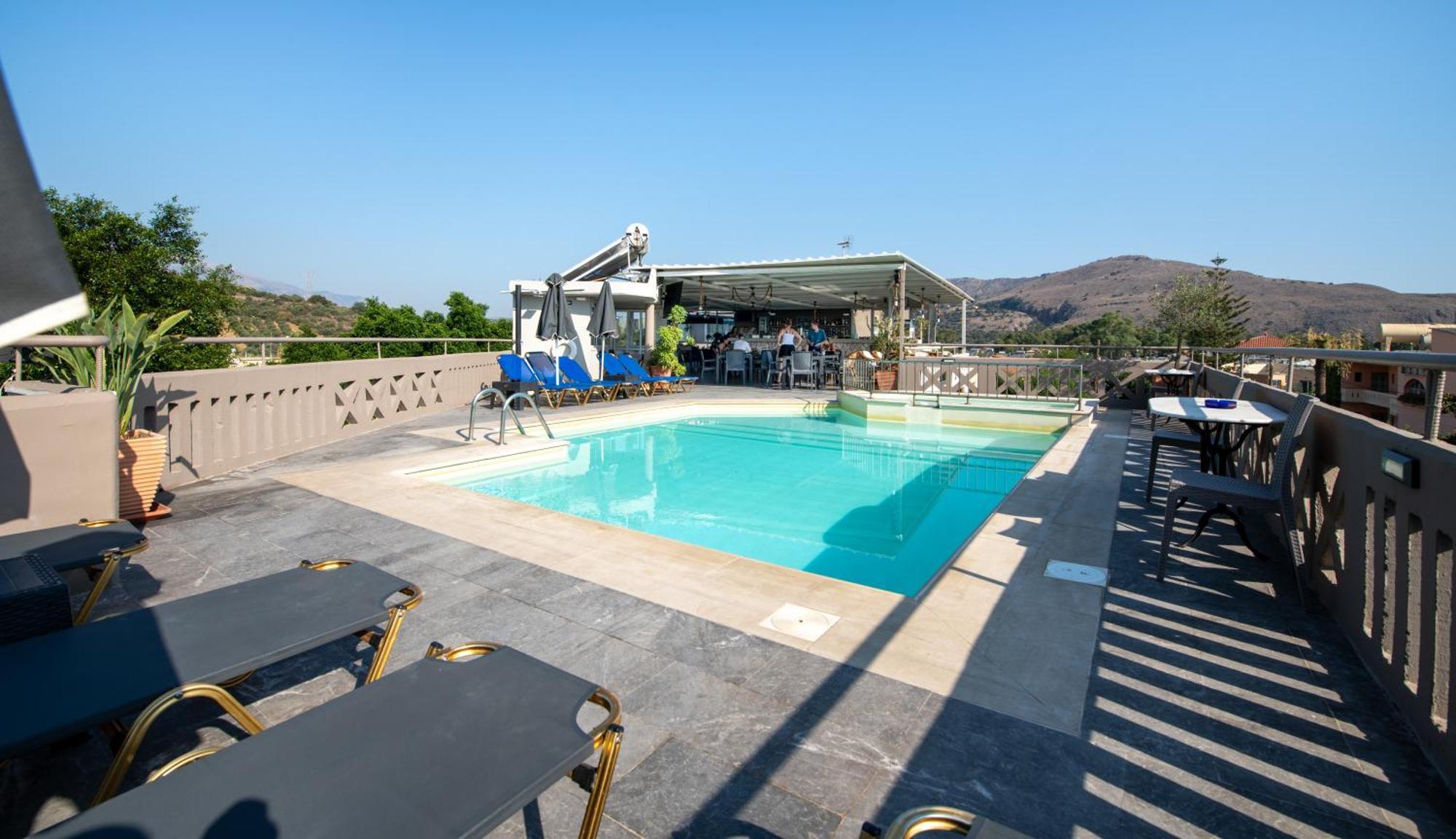 Labyrinth Hotel Georgioupoli Buitenkant foto