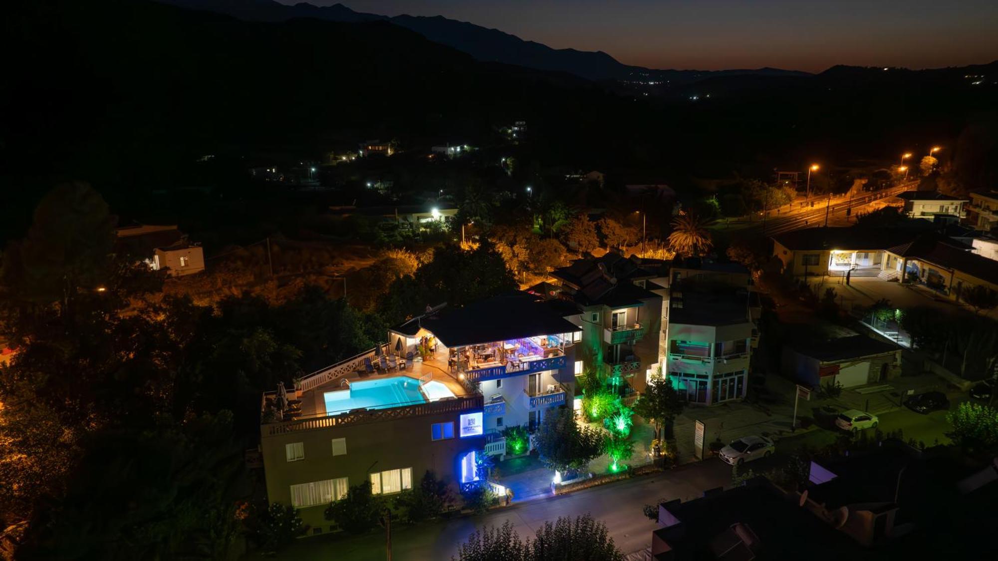 Labyrinth Hotel Georgioupoli Buitenkant foto